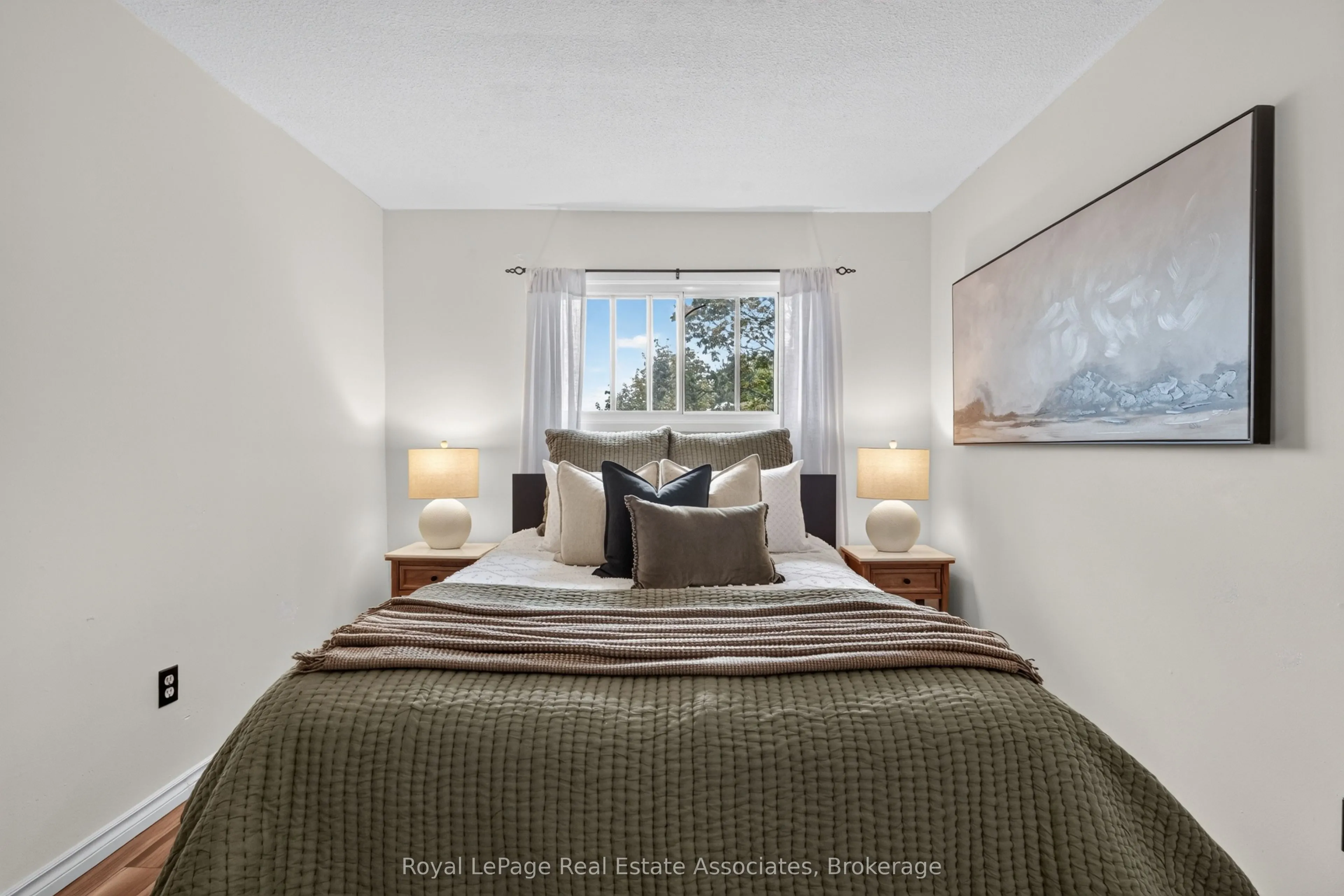 6 Ellerslie Road #6