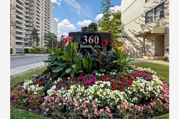 360 Ridelle Ave Avenue #2301