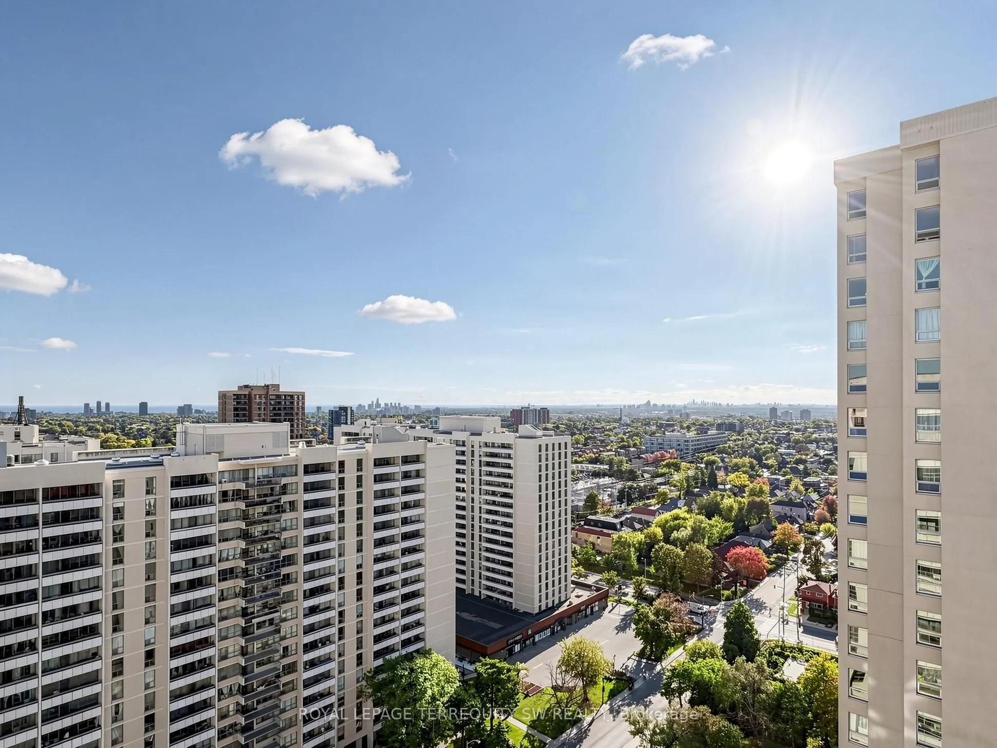 360 Ridelle Ave Avenue #2301