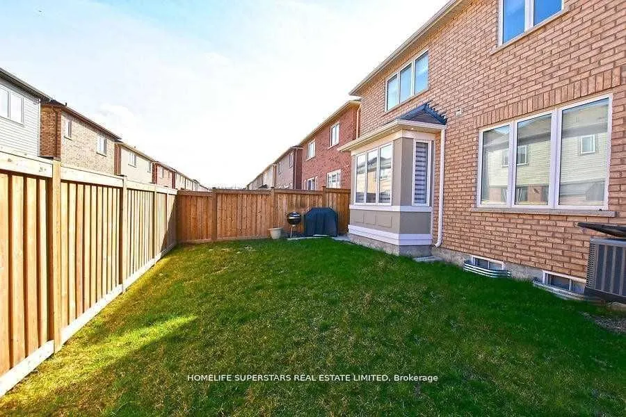 63 Enford Crescent