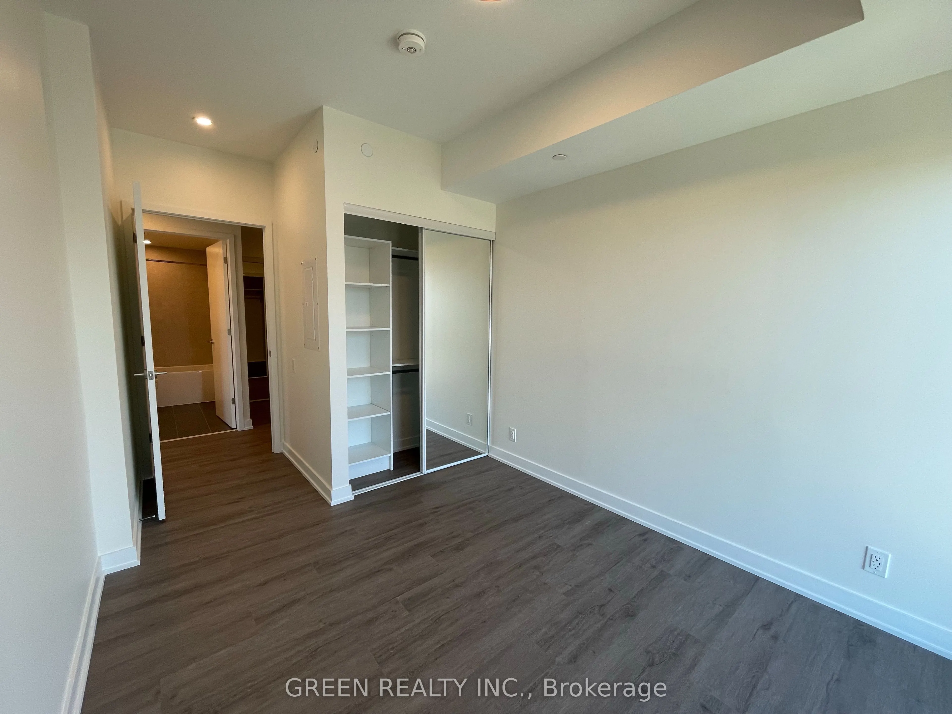 25 Gibbs Road #2607