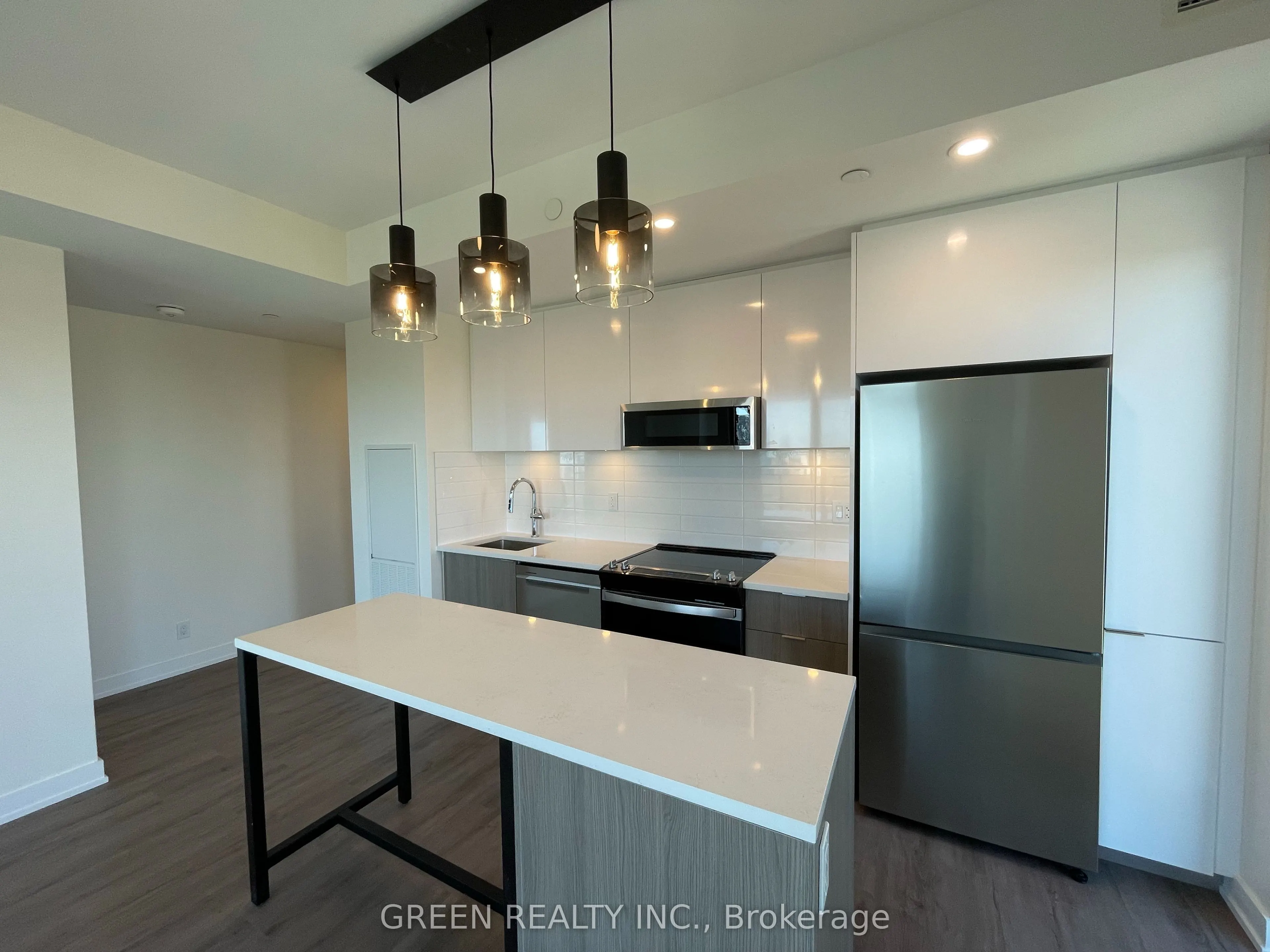 25 Gibbs Road #2607