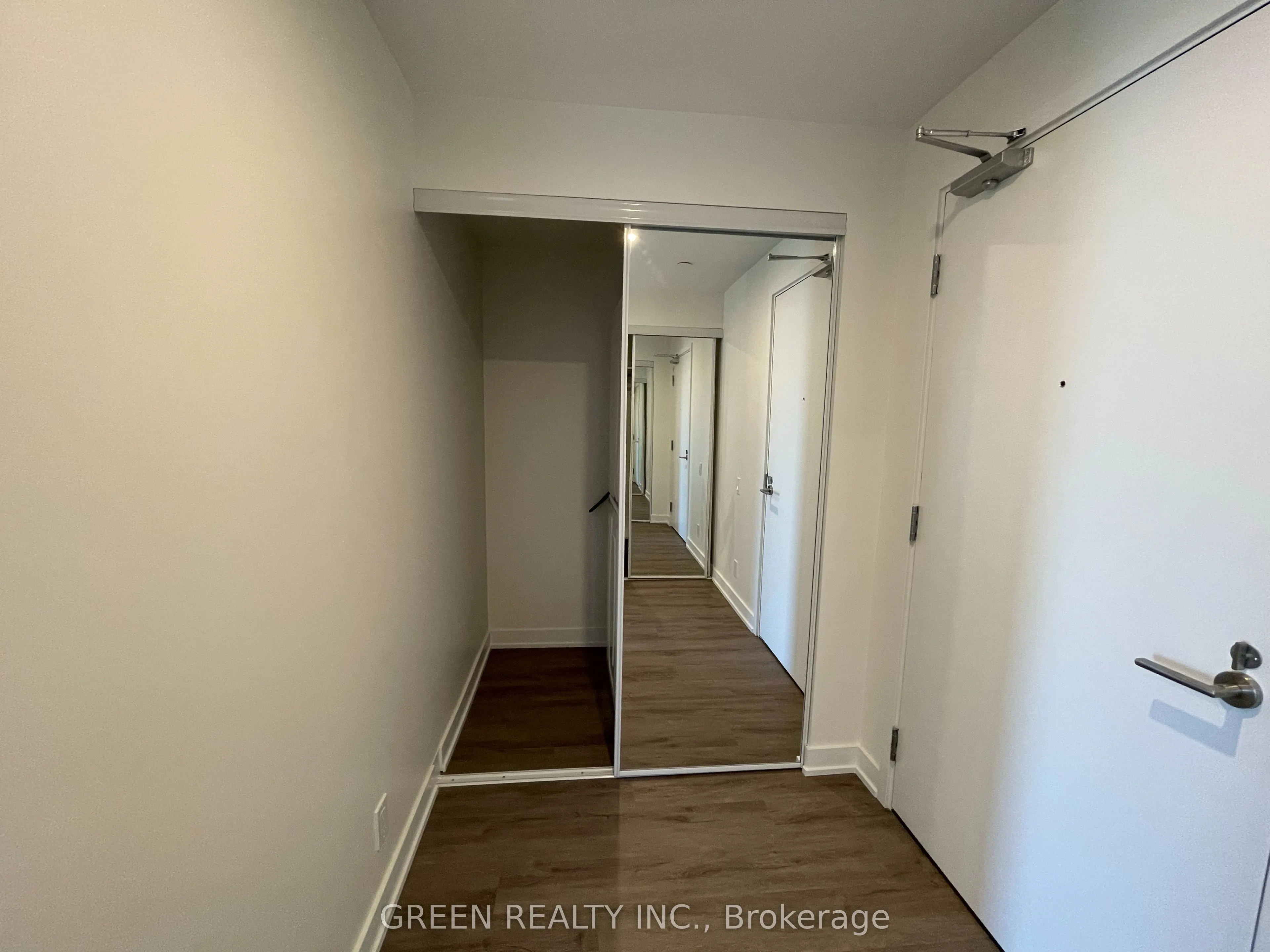 25 Gibbs Road #2607