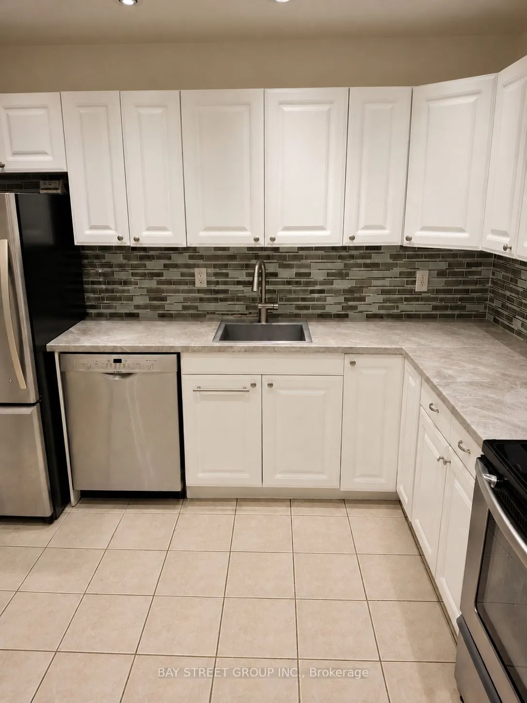 2120 Rathburn Road E #127