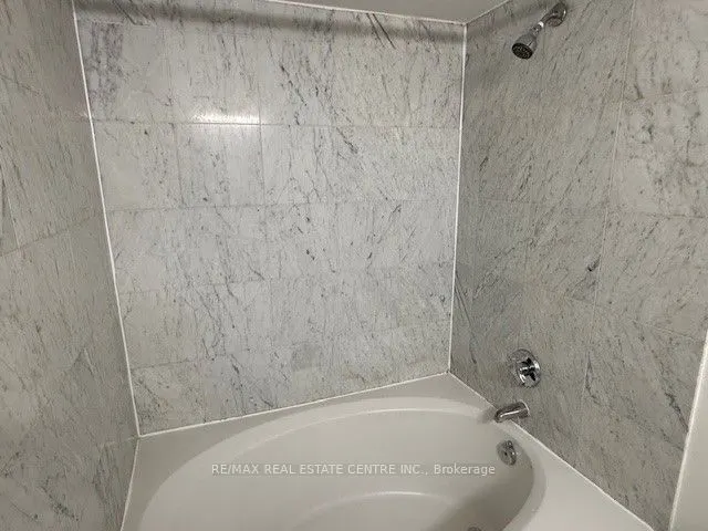 350 Webb Drive #411