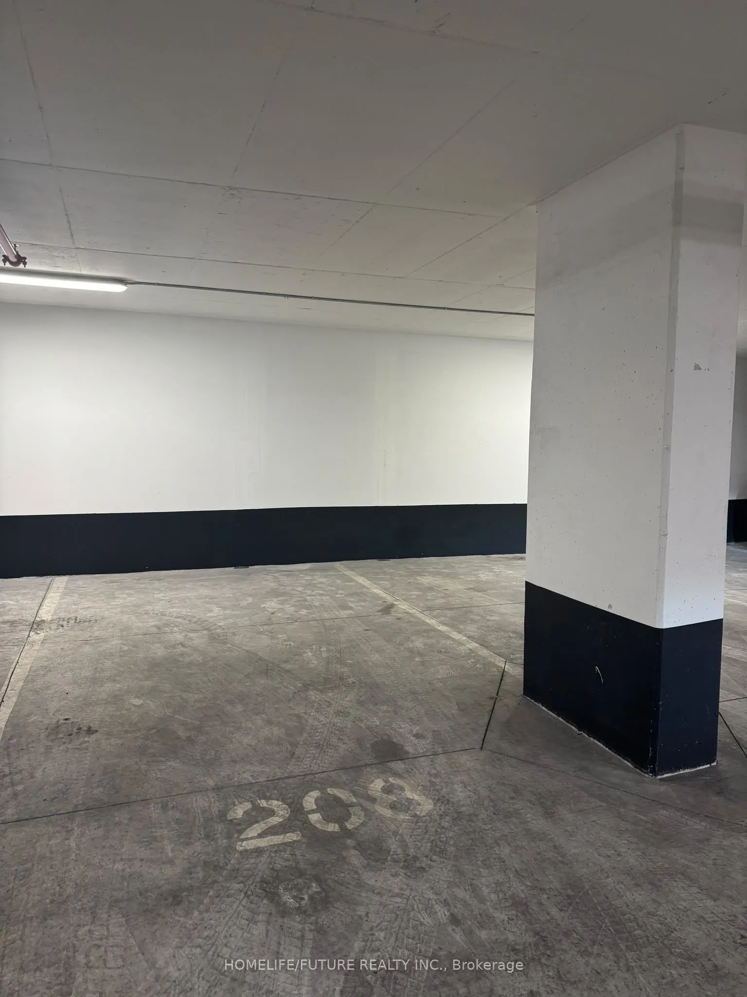 86 Dundas Street #1221