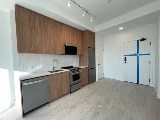 3008 William Cutmore Boulevard #702