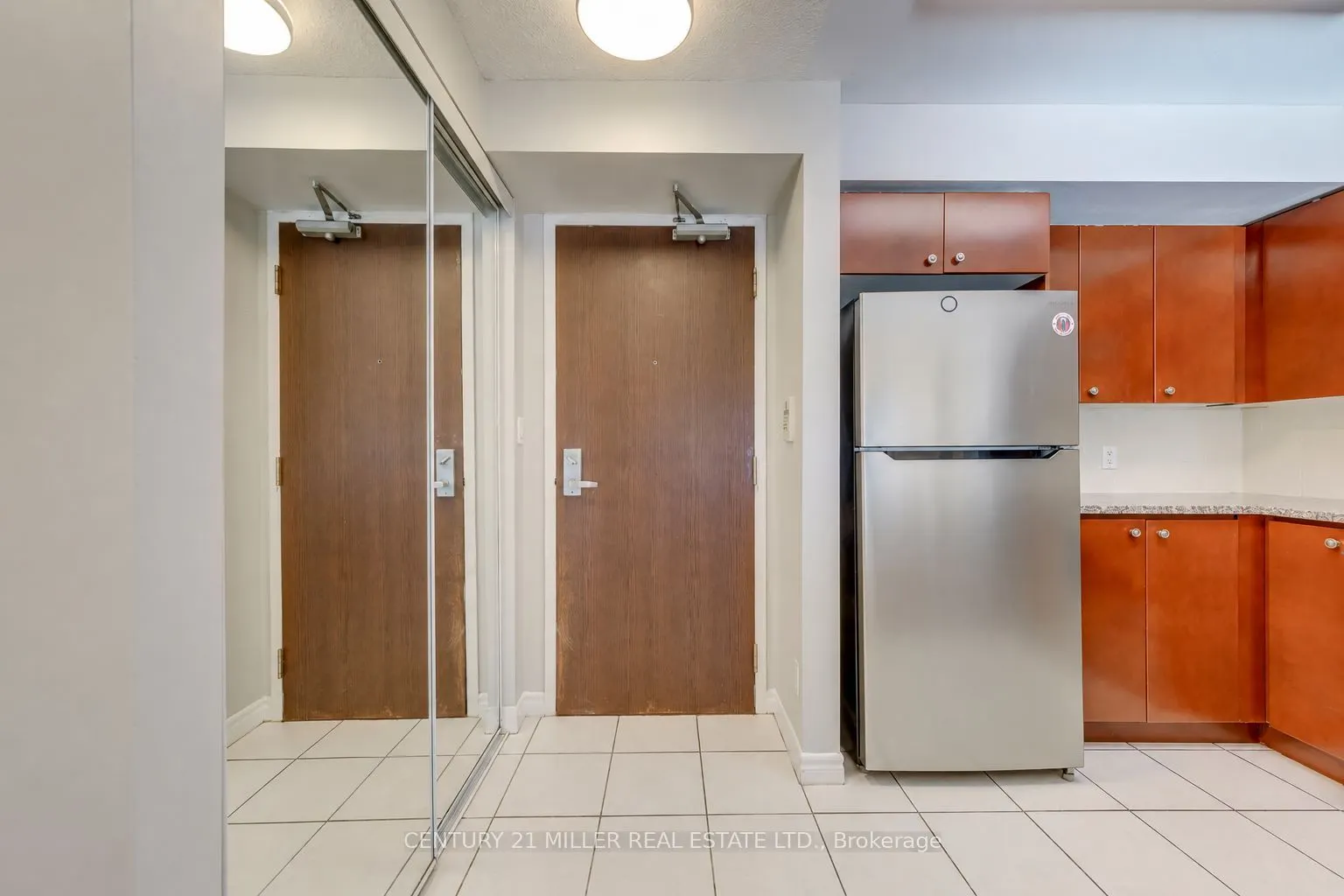 335 Rathburn Road W #2010