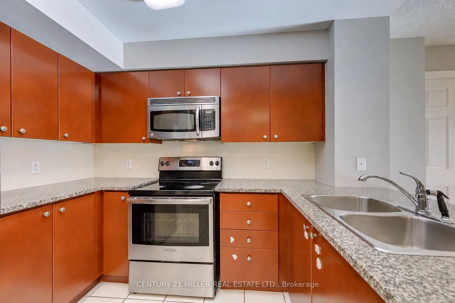 335 Rathburn Road W #2010