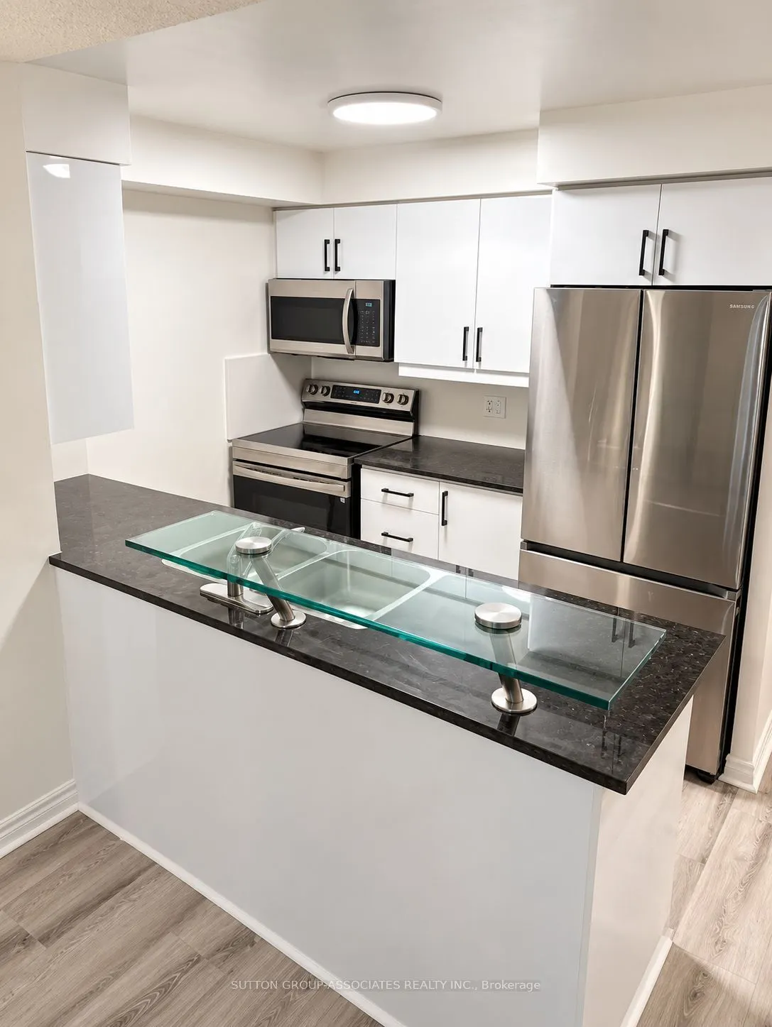 70 High Park Avenue #1406