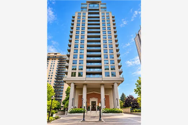 70 High Park Avenue #1406