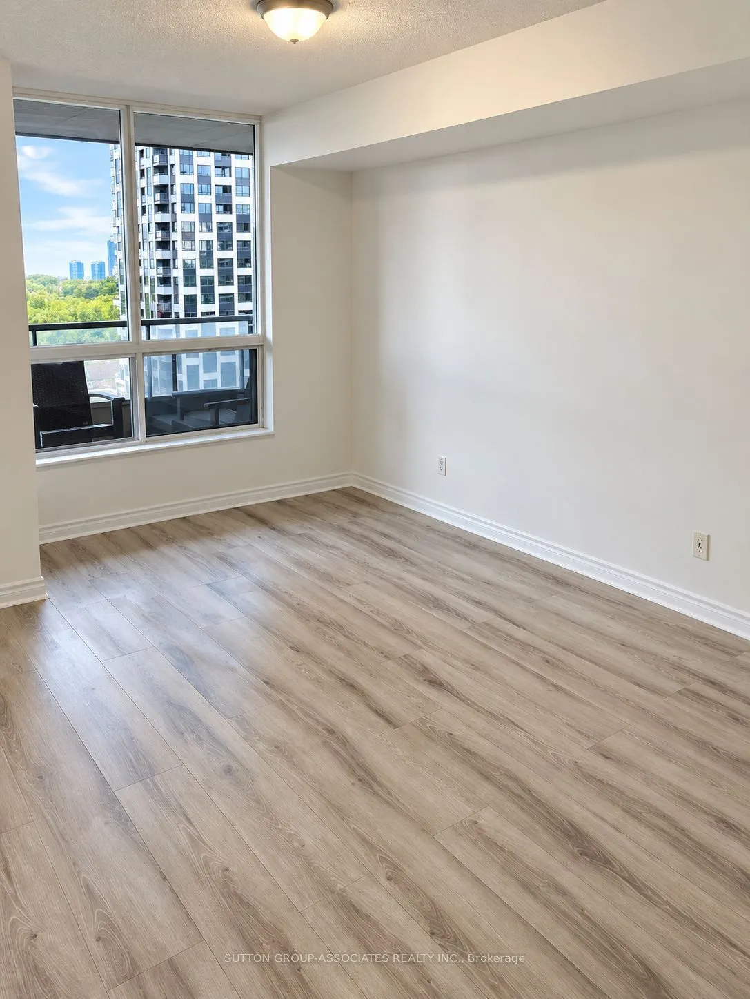 70 High Park Avenue #1406