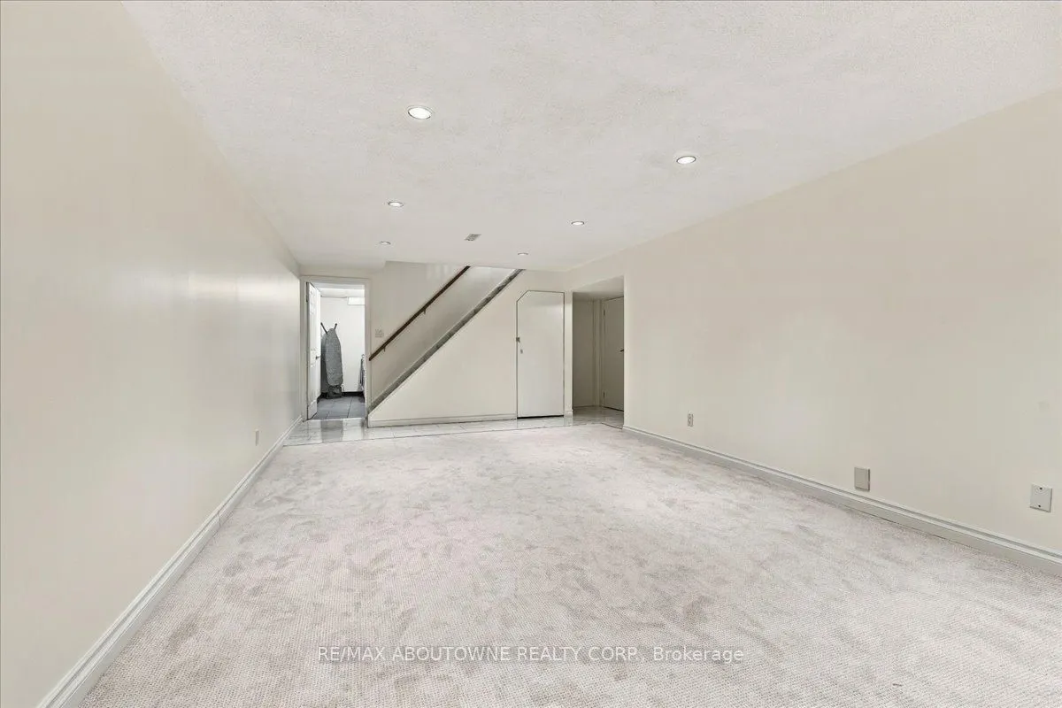 1125 Grand Boulevard