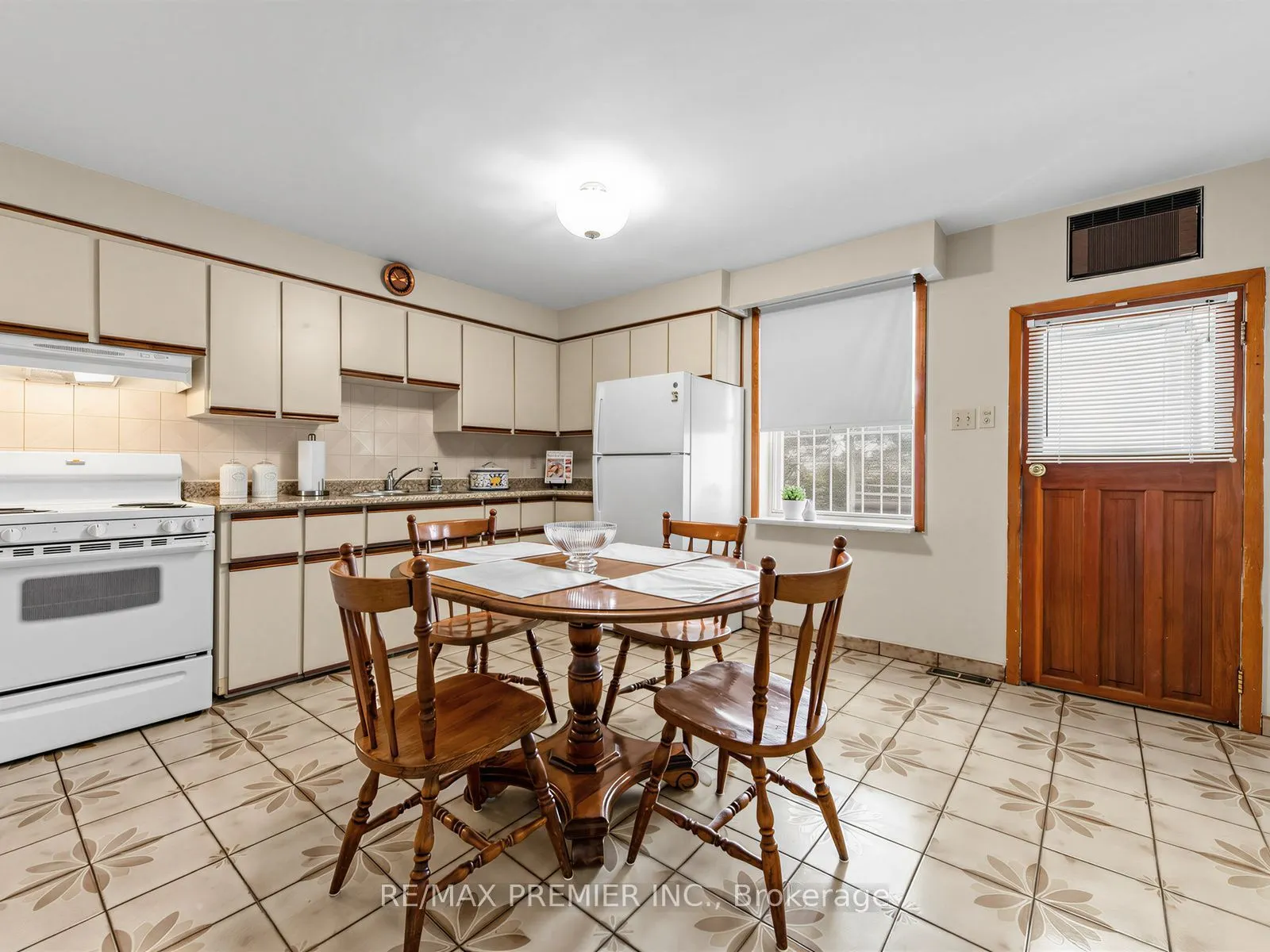155 Ascot Avenue