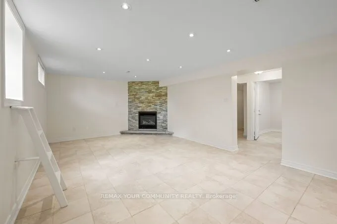 3 Indianola Drive