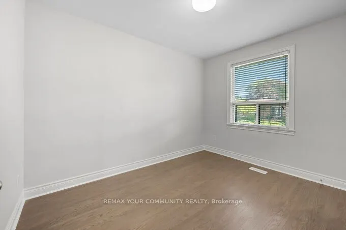 3 Indianola Drive