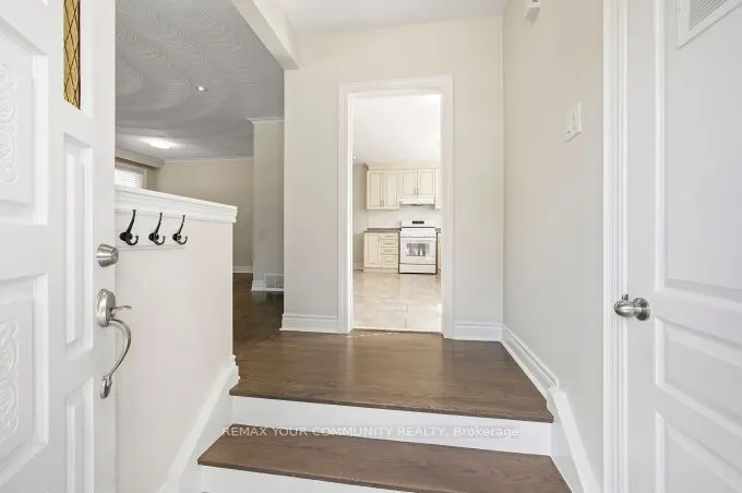 3 Indianola Drive