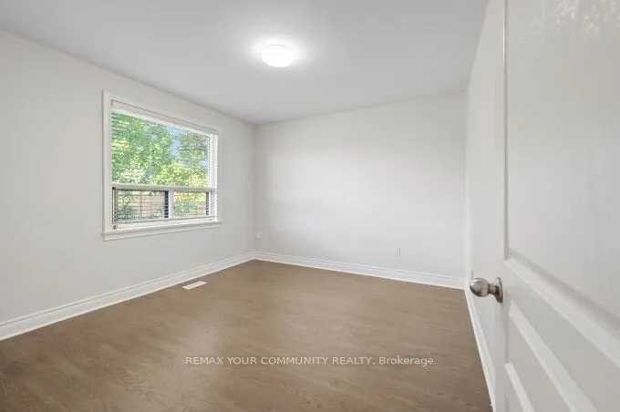 3 Indianola Drive