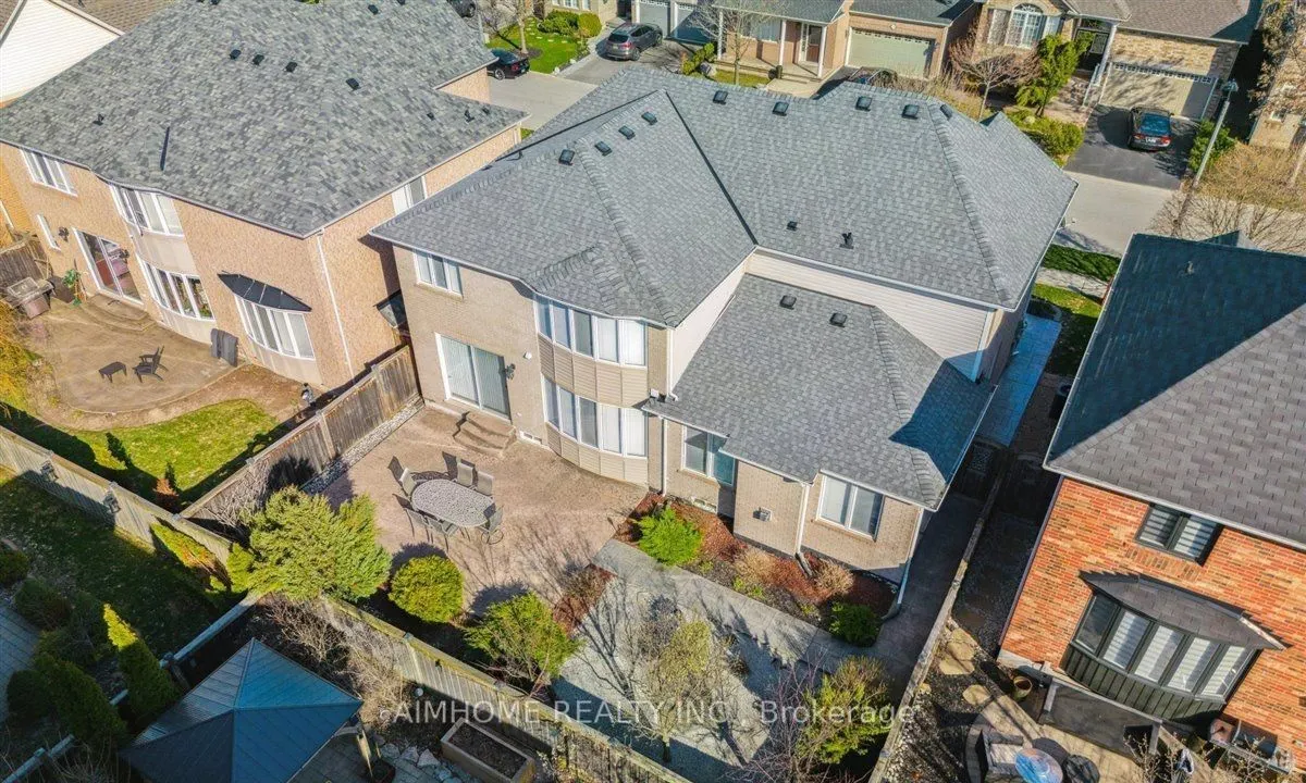 2173 Highcliffe Way