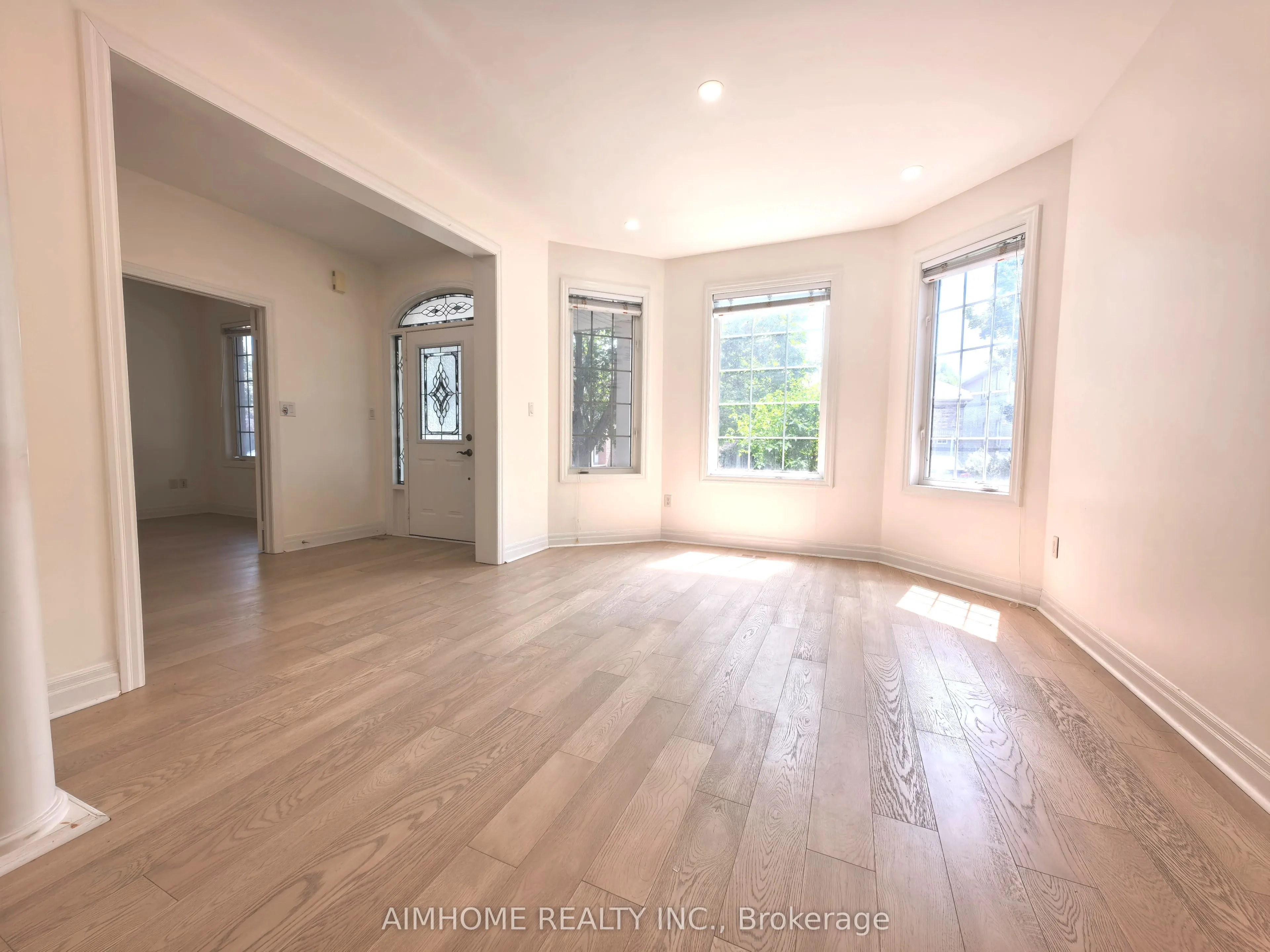 2173 Highcliffe Way