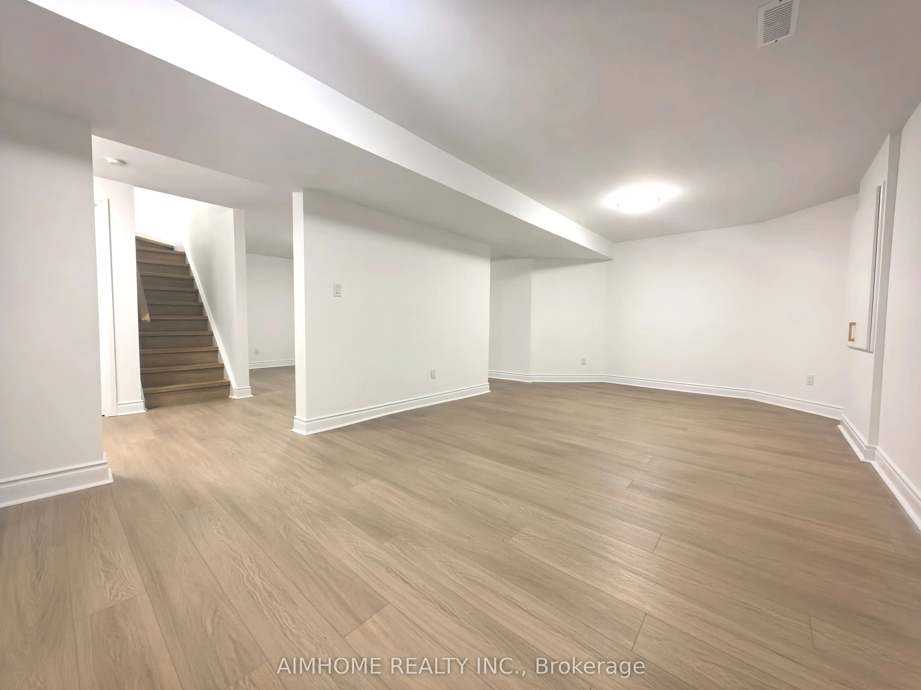 2173 Highcliffe Way
