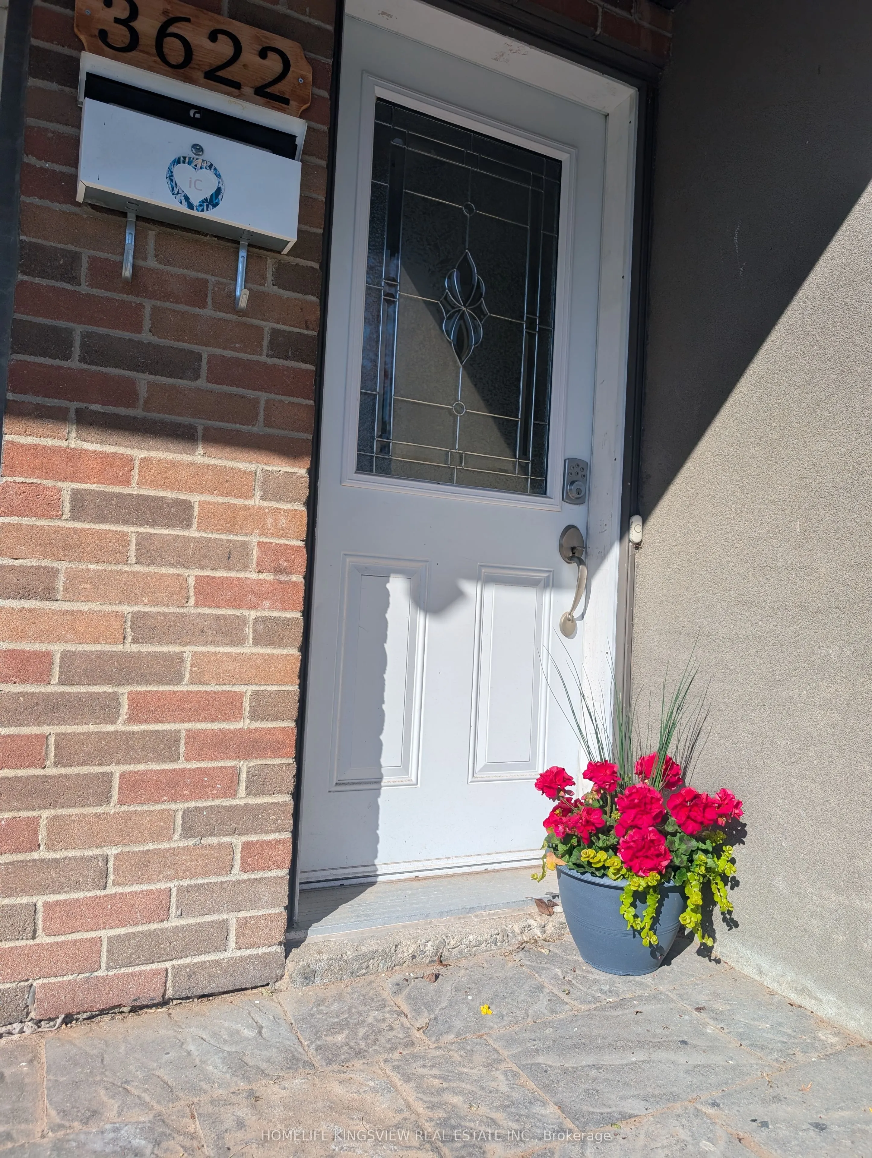 3622 Birchmeadow Crescent #Lower level