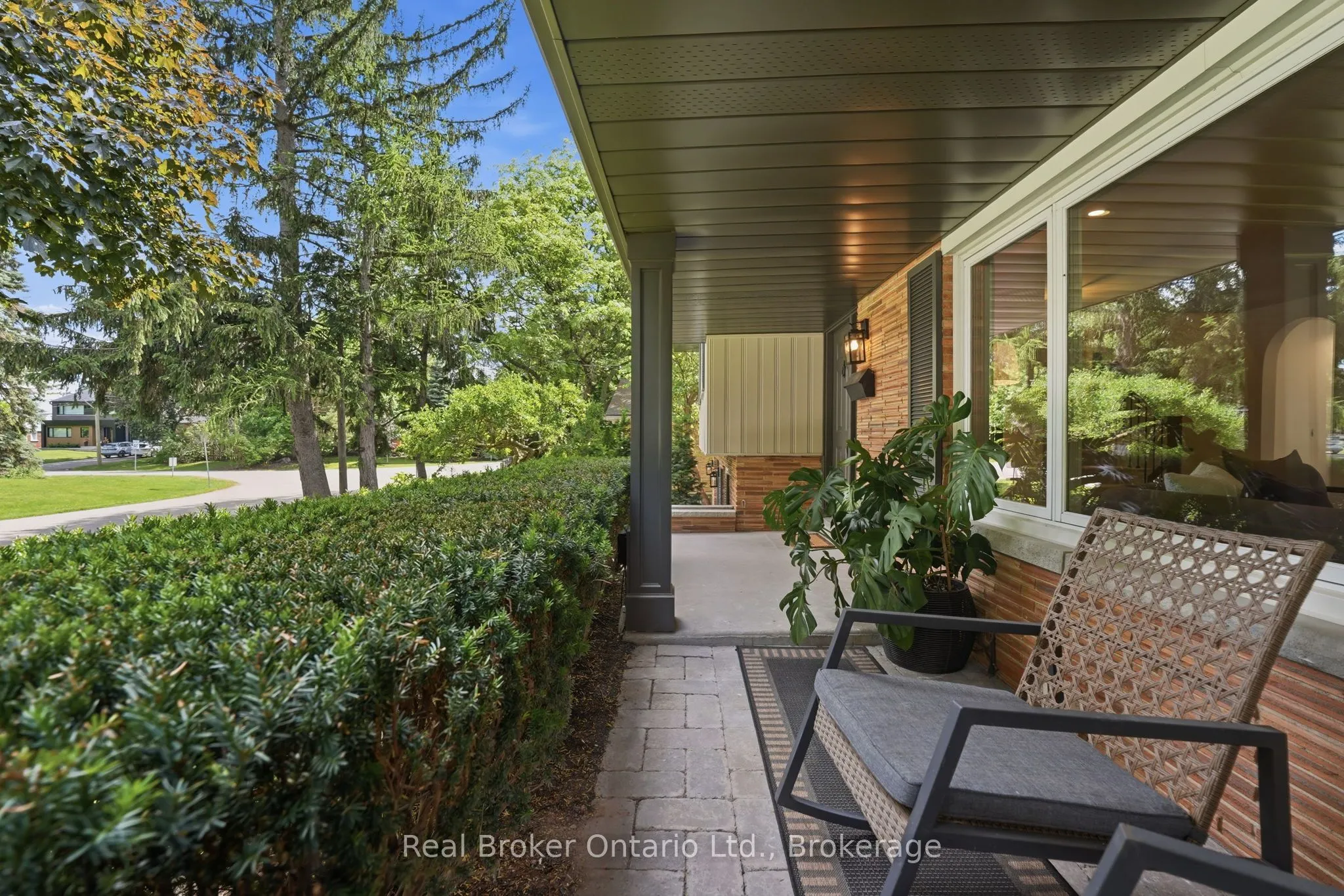 571 Leonard Court