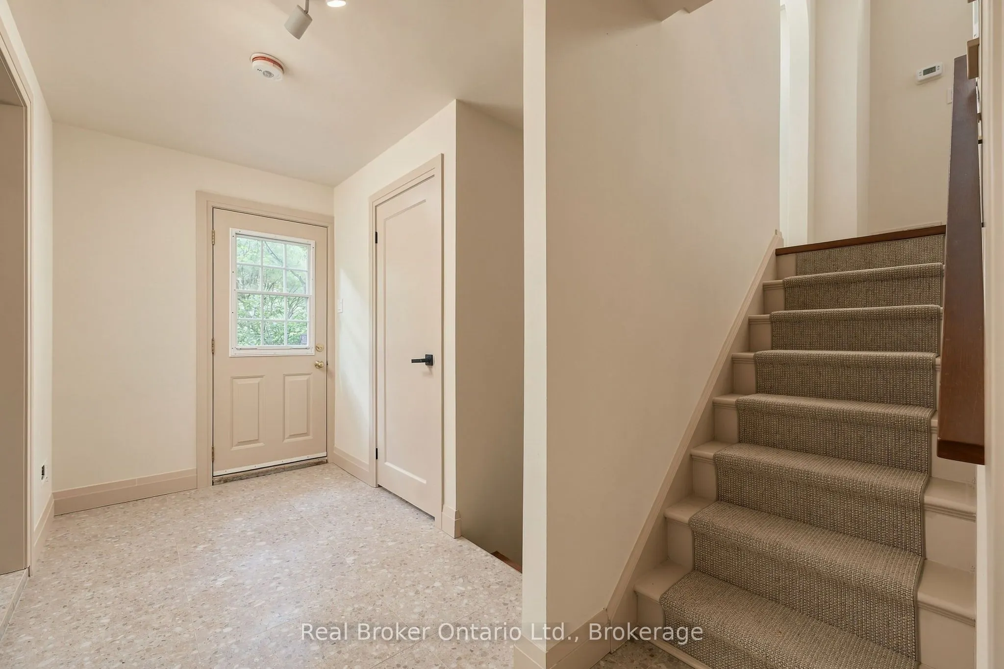 571 Leonard Court