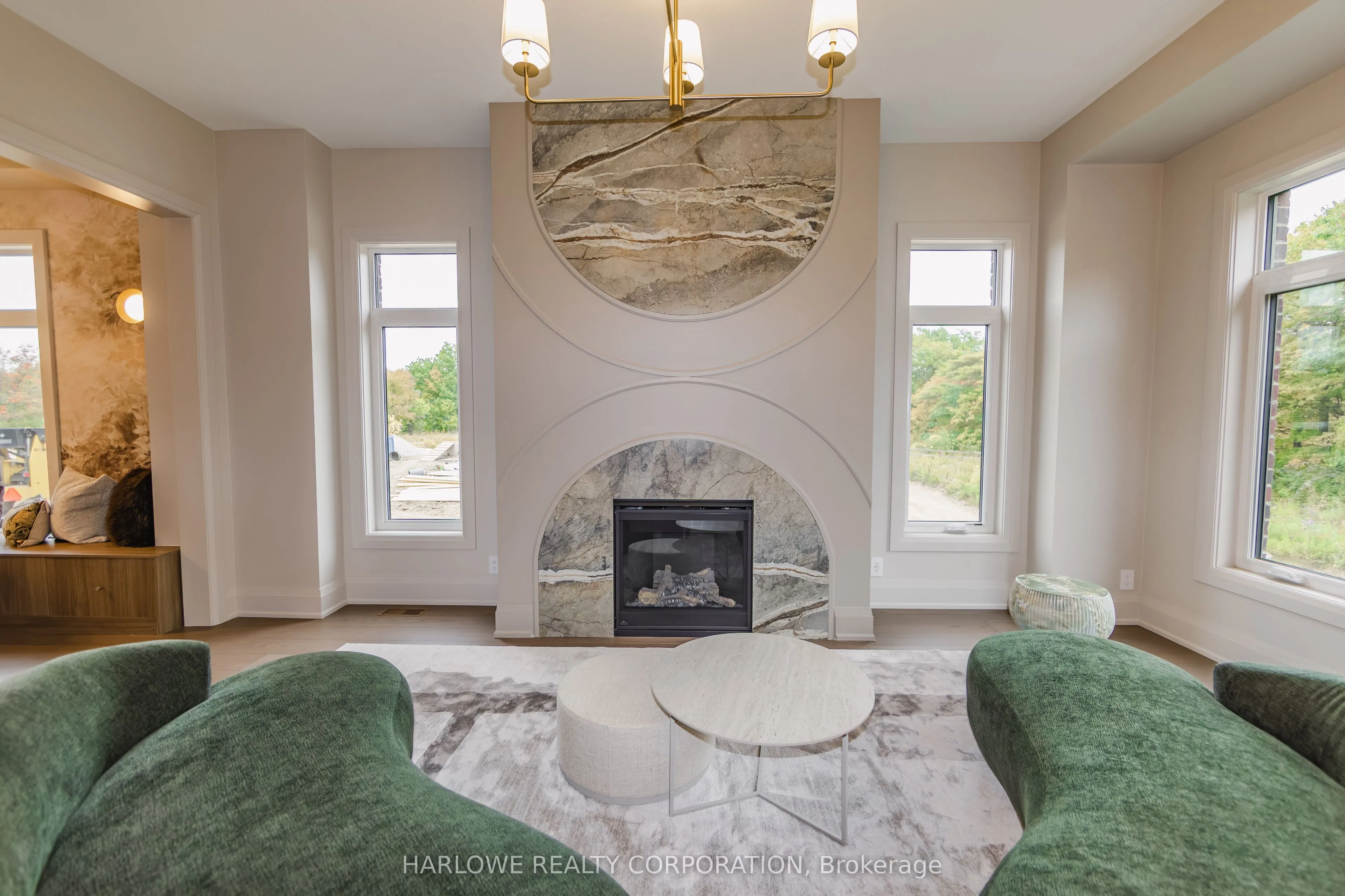 6738 Longview Place