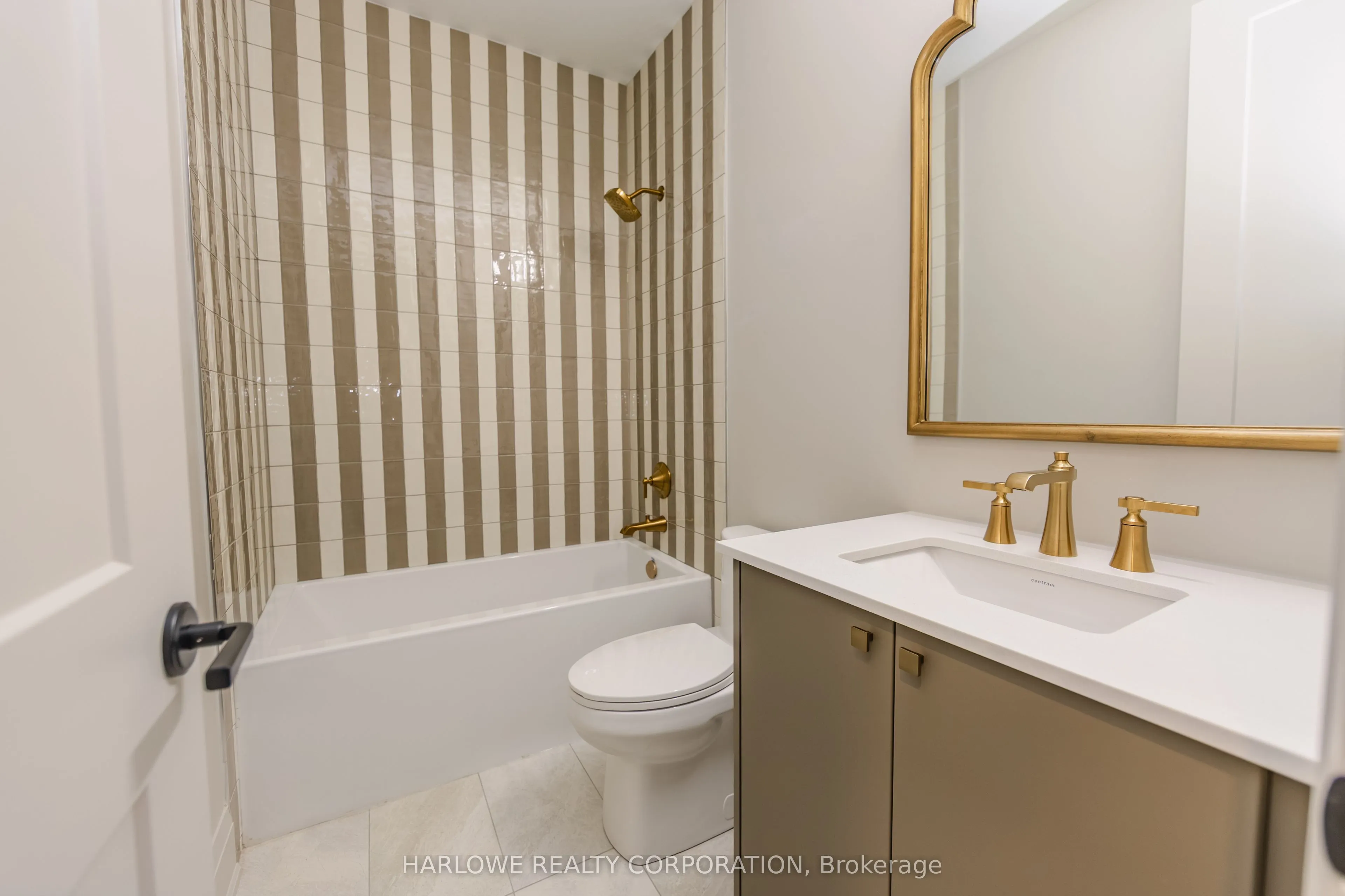 6738 Longview Place