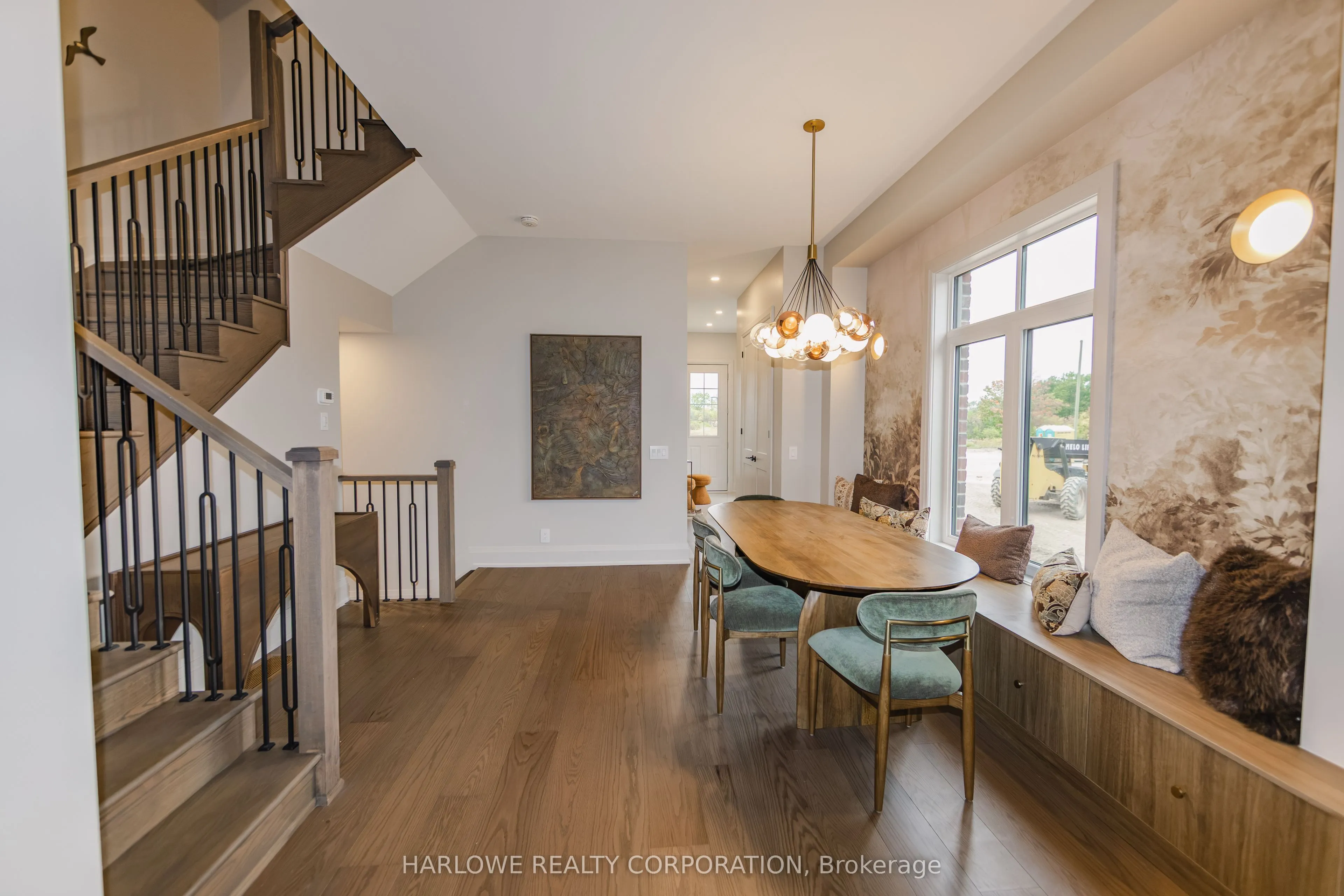 6738 Longview Place