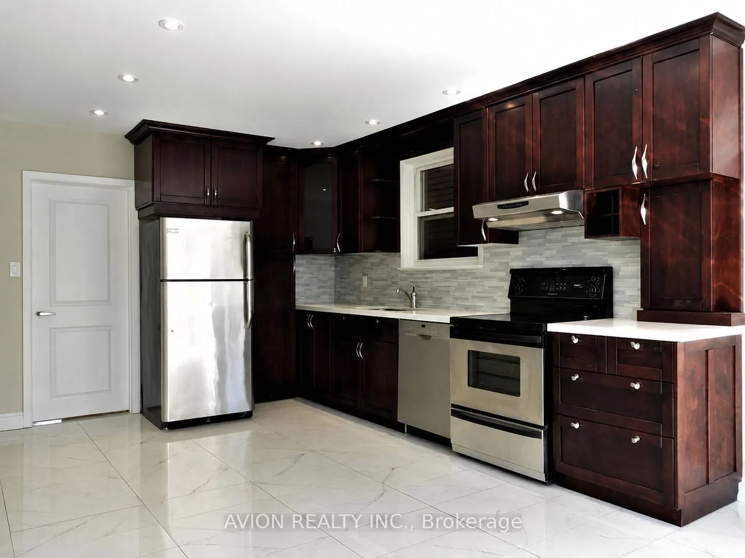 42 Emerald Crescent #2