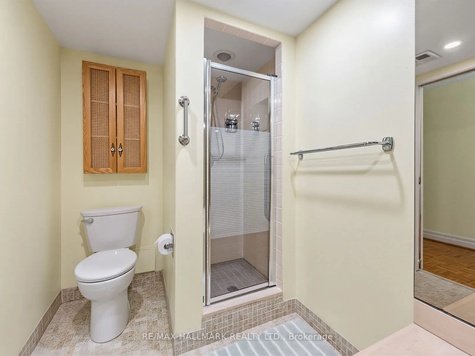 2010 Islington Avenue #301
