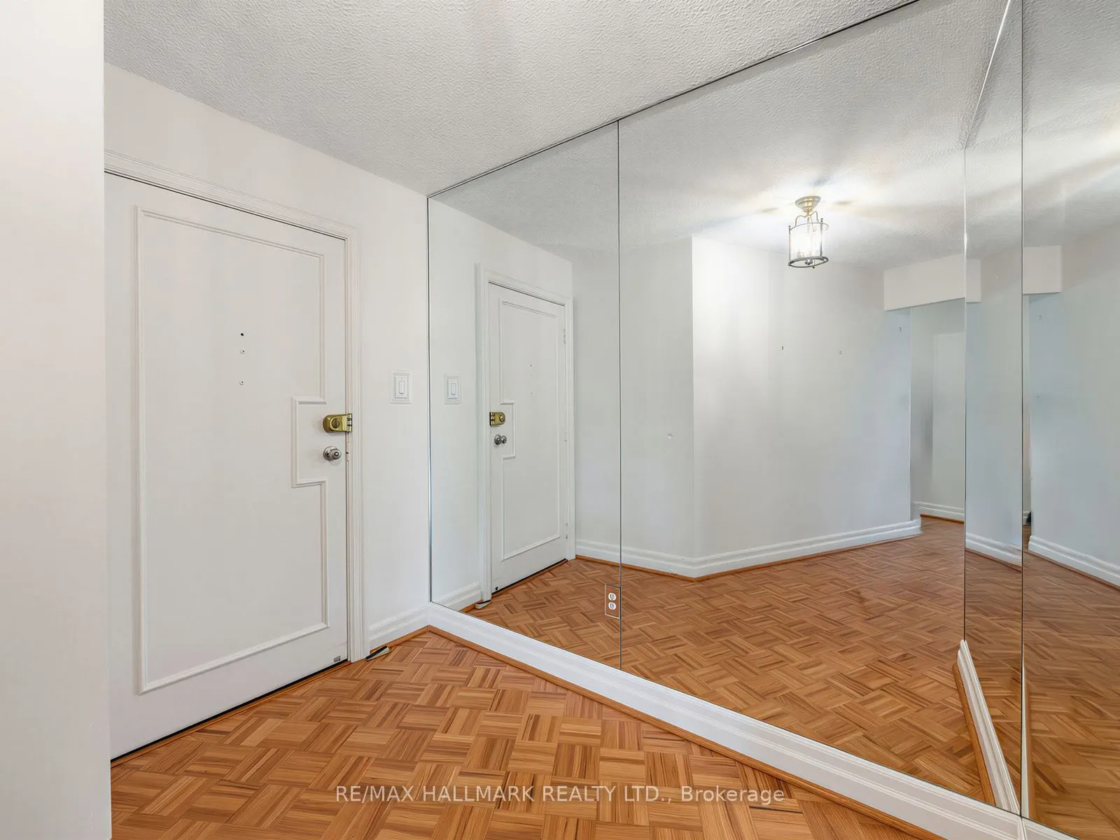 2010 Islington Avenue #301