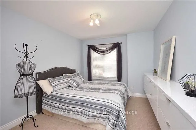 2342 Woodstock Trail