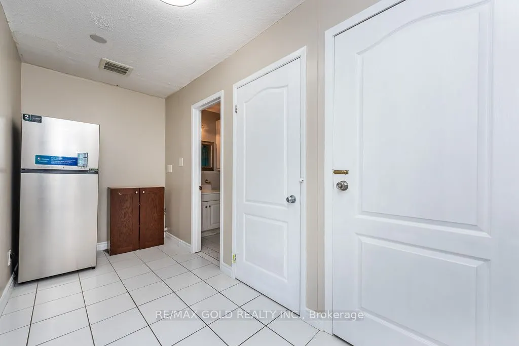 7283 Sigsbee Drive