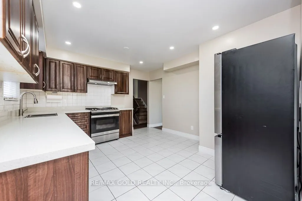 7283 Sigsbee Drive