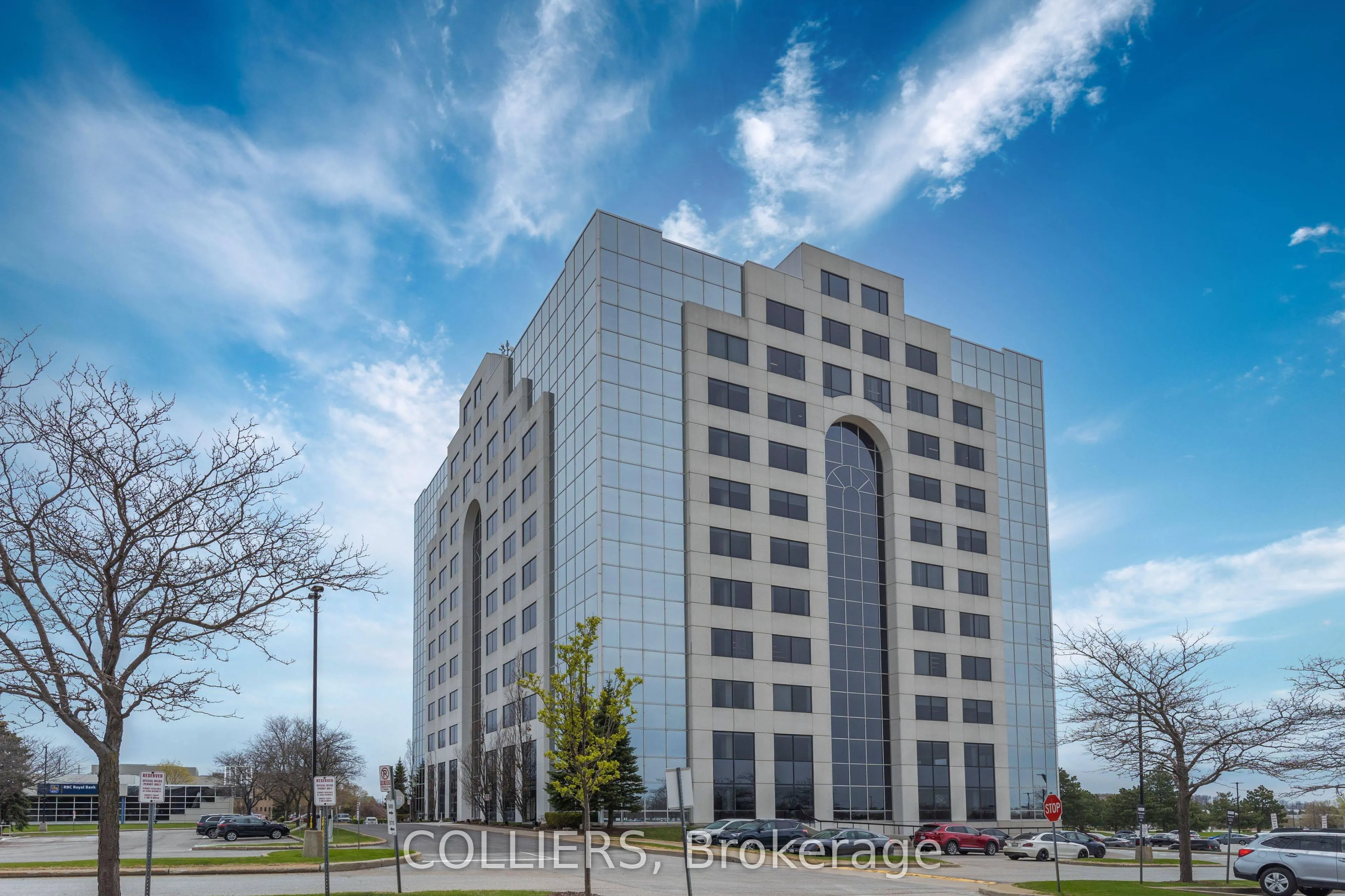 5770 Hurontario Street #204