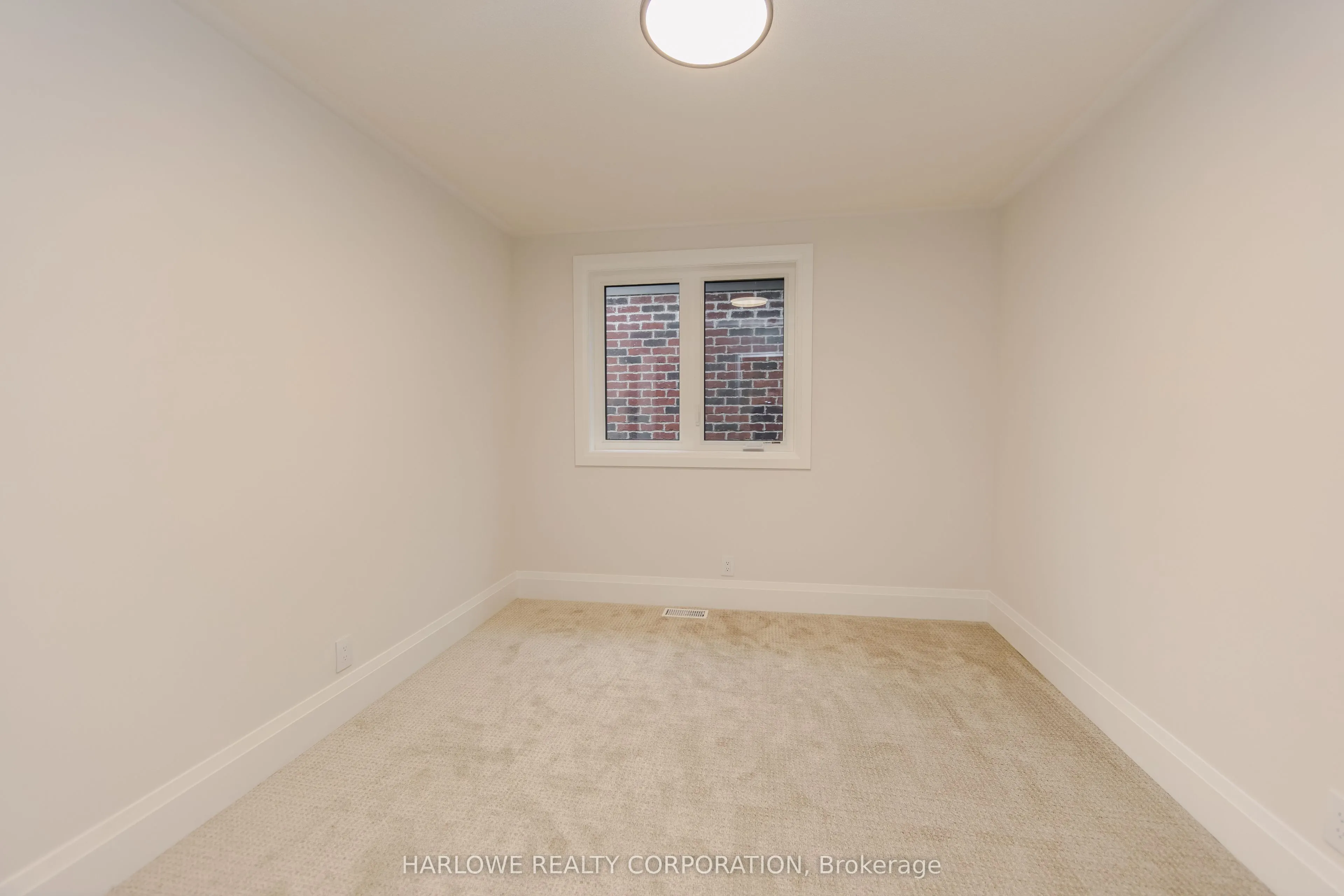 6742 Longview Place