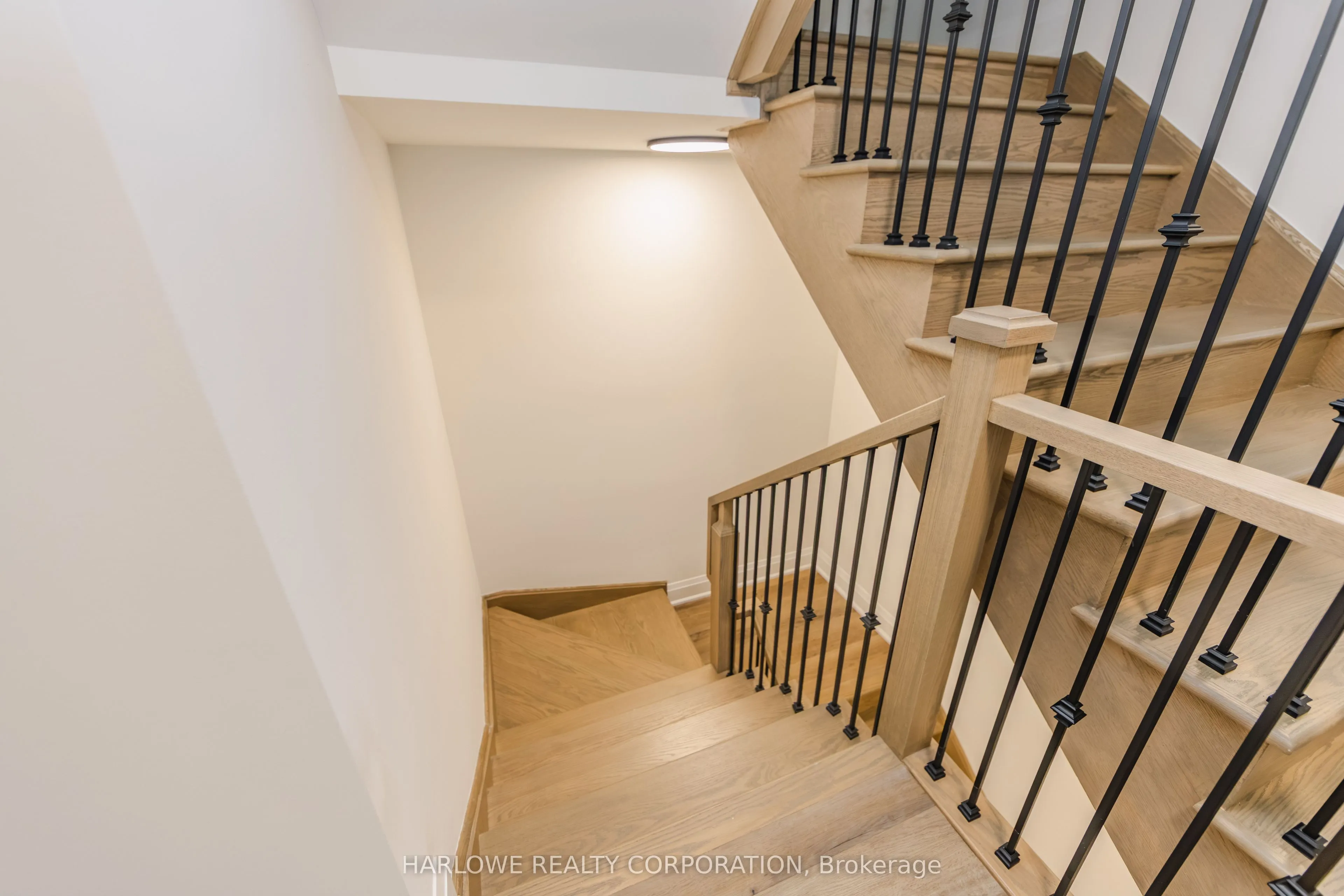6742 Longview Place