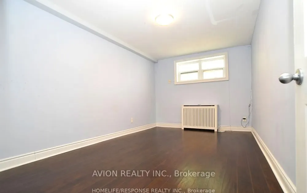 42 EMERALD Crescent #1