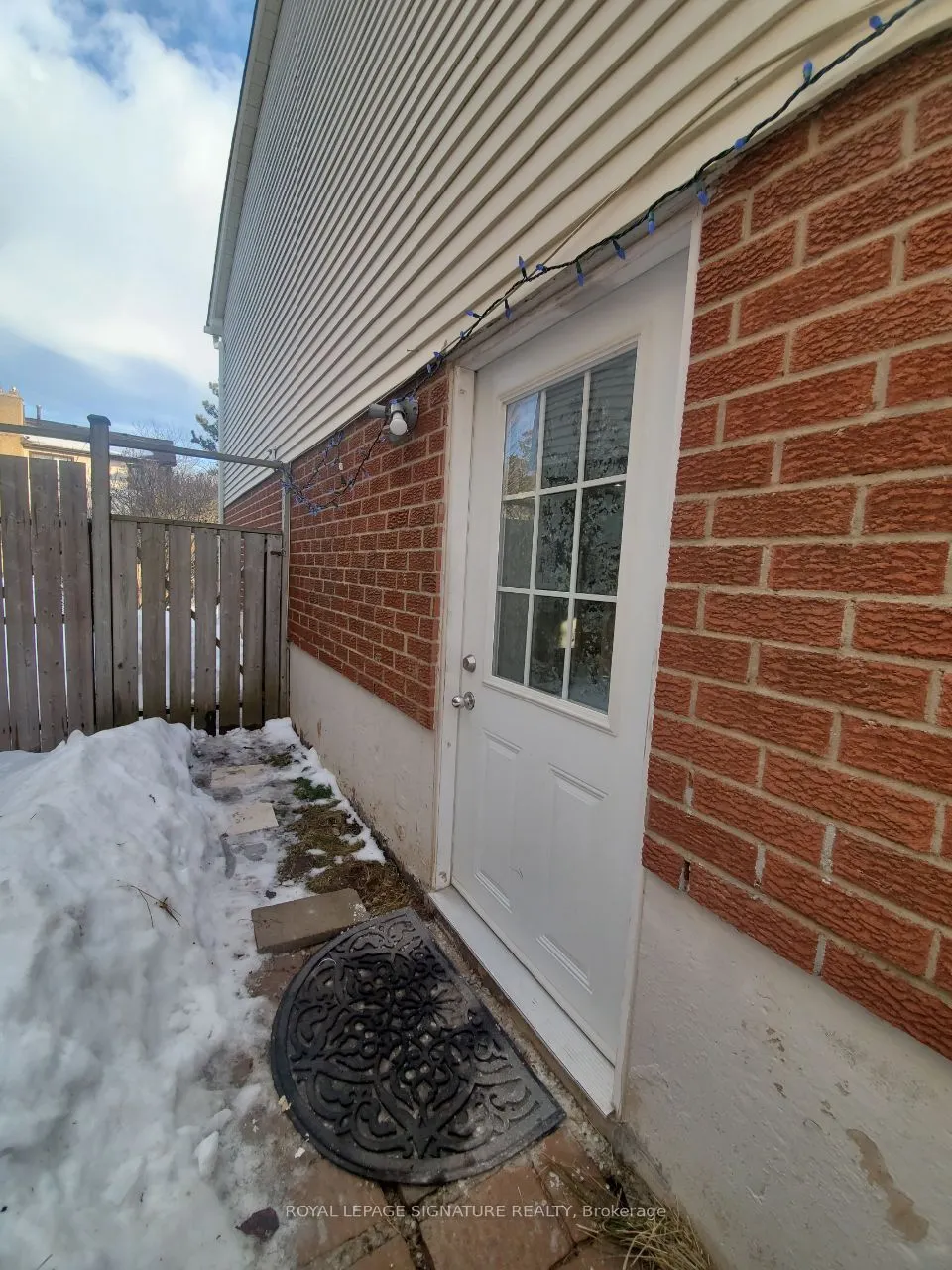 6303 Plowmans Heath