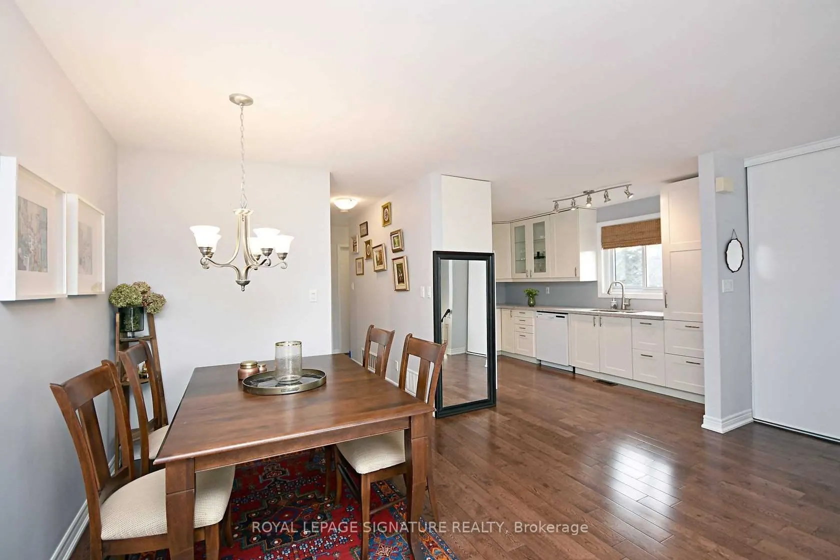 6303 Plowmans Heath