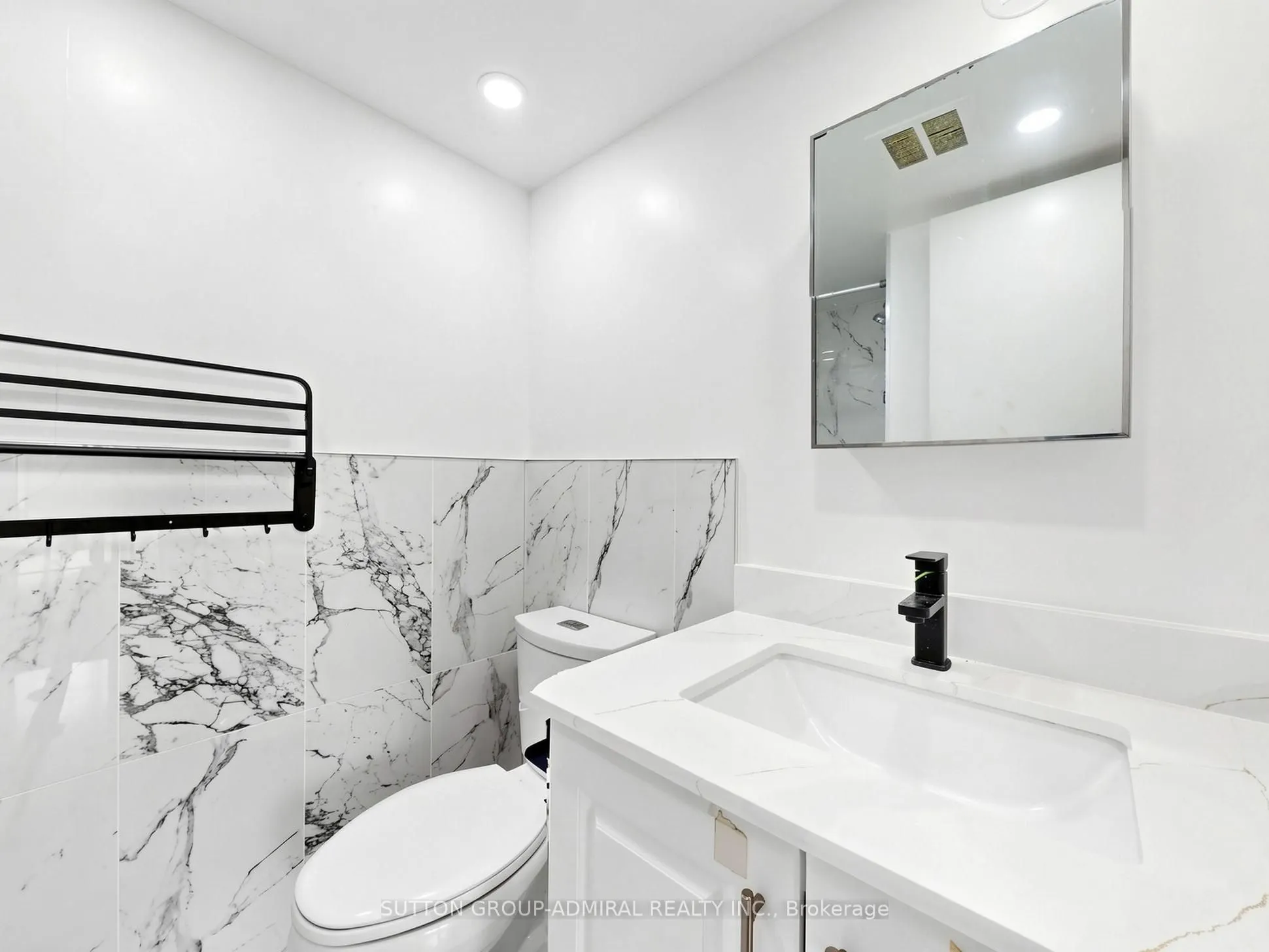 2470 Eglinton Avenue #1108