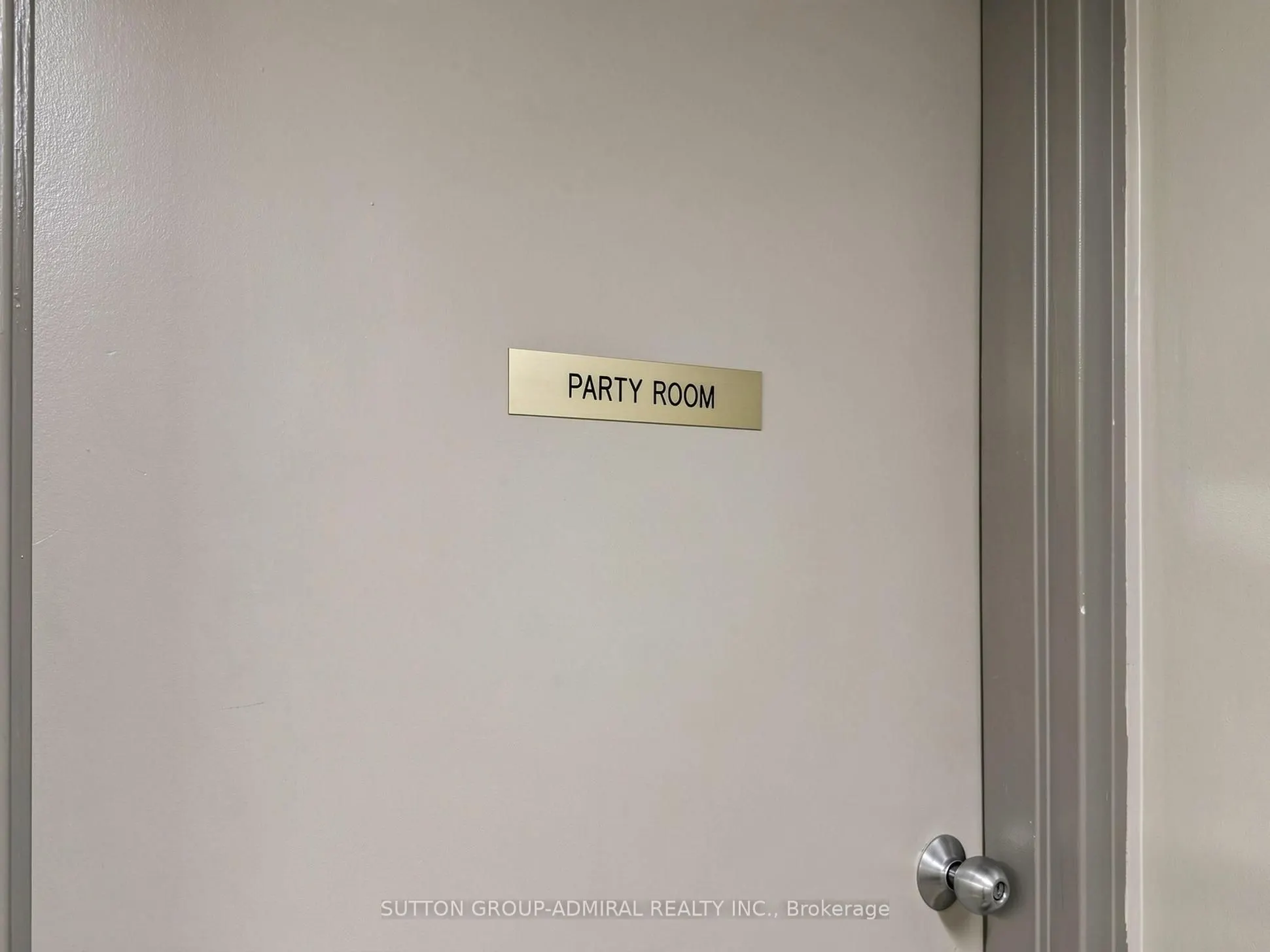 2470 Eglinton Avenue #1108