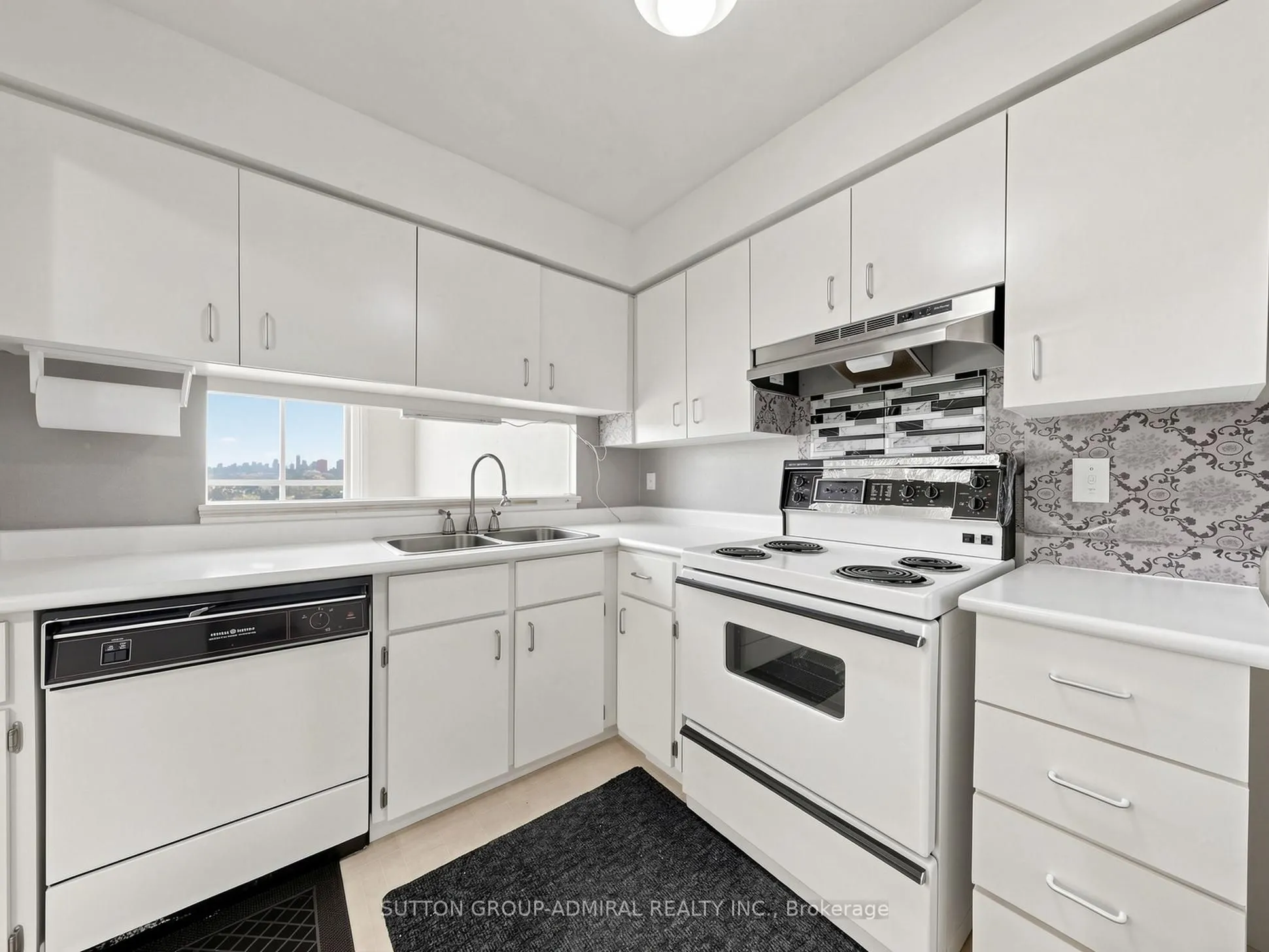 2470 Eglinton Avenue #1108
