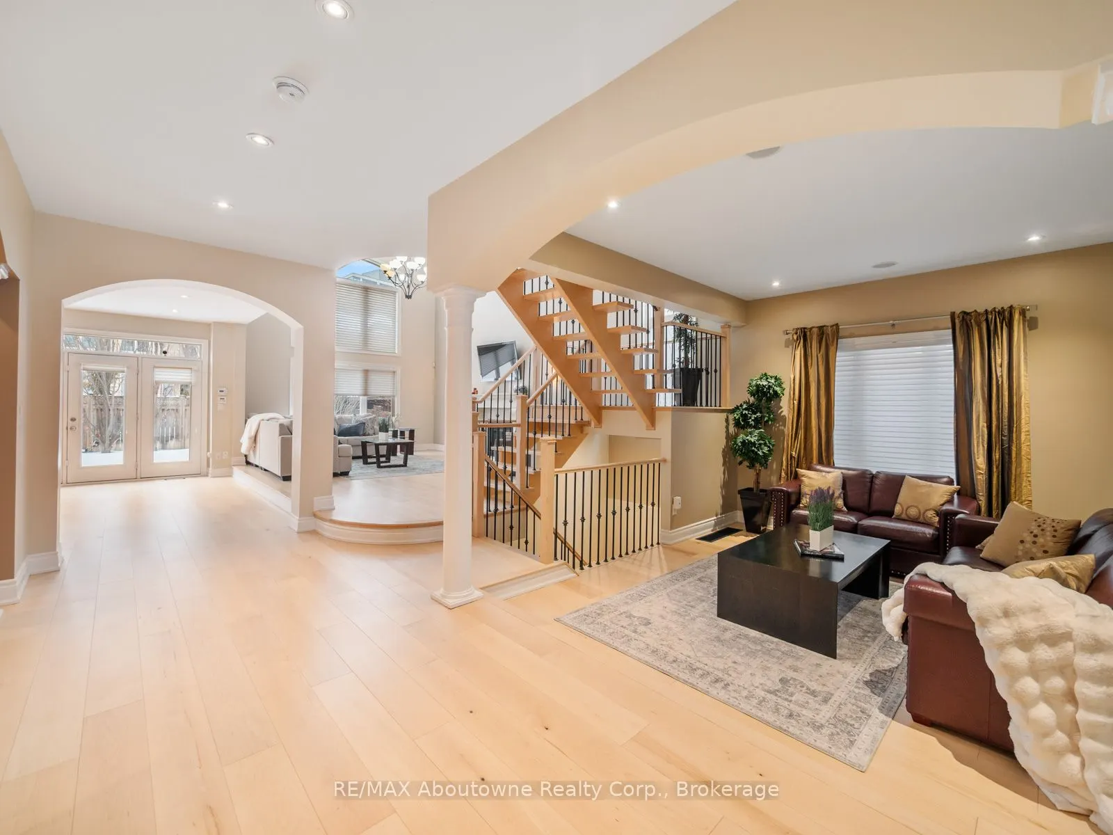 1468 Ferncrest Road