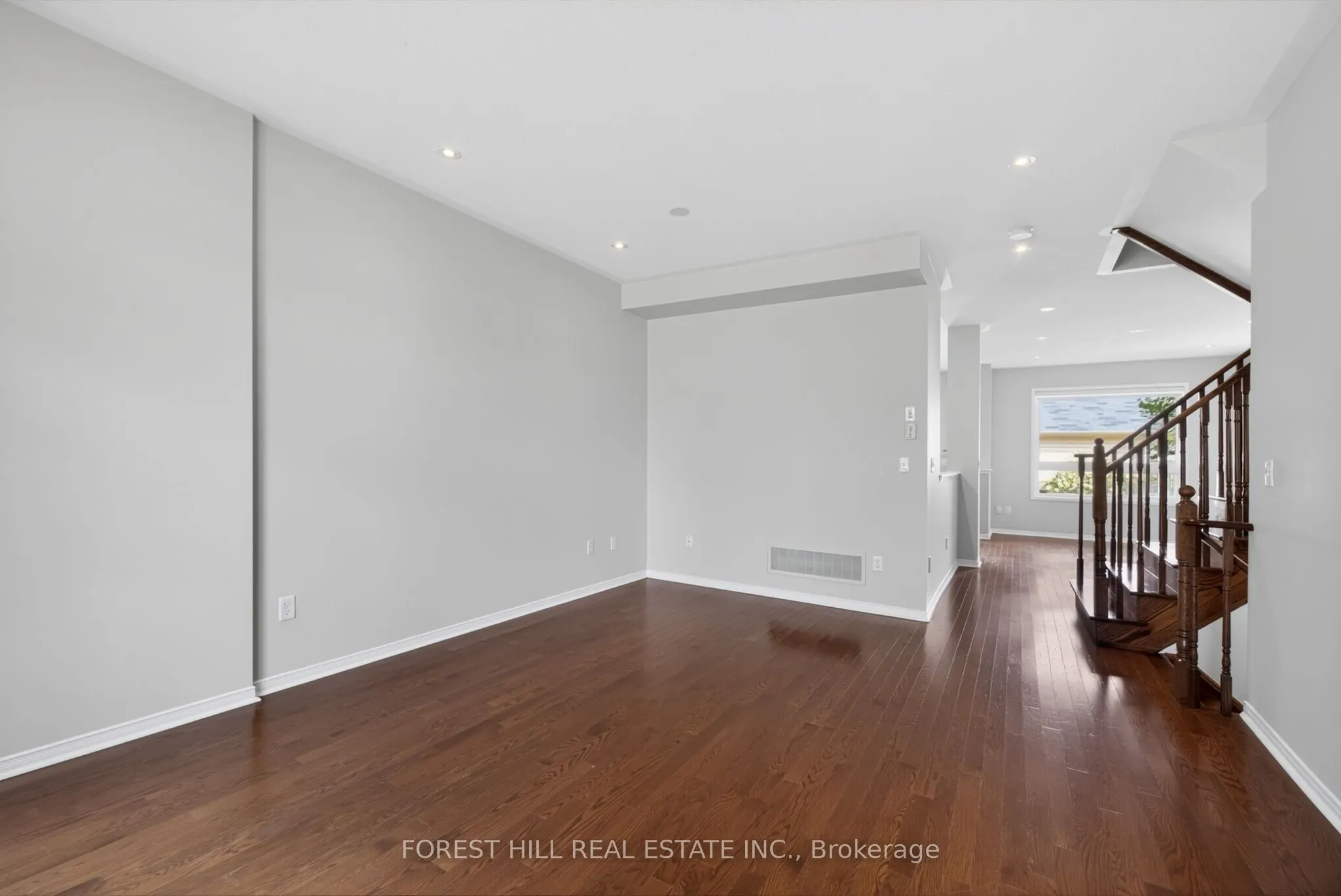 2537 Postmaster Drive