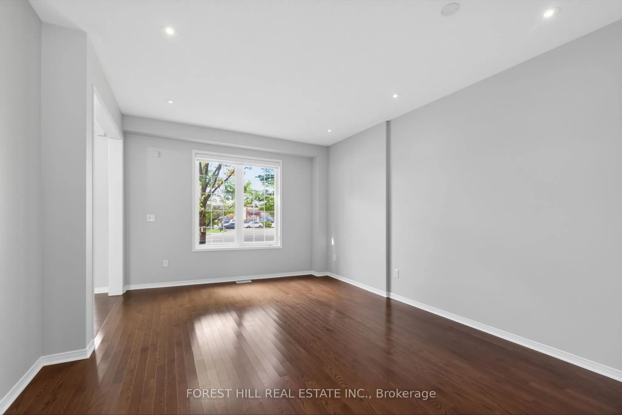 2537 Postmaster Drive