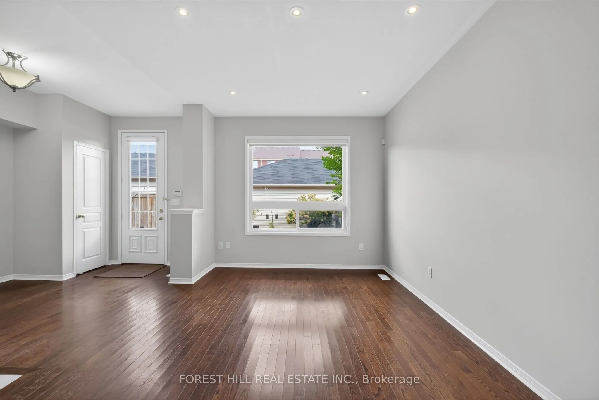 2537 Postmaster Drive